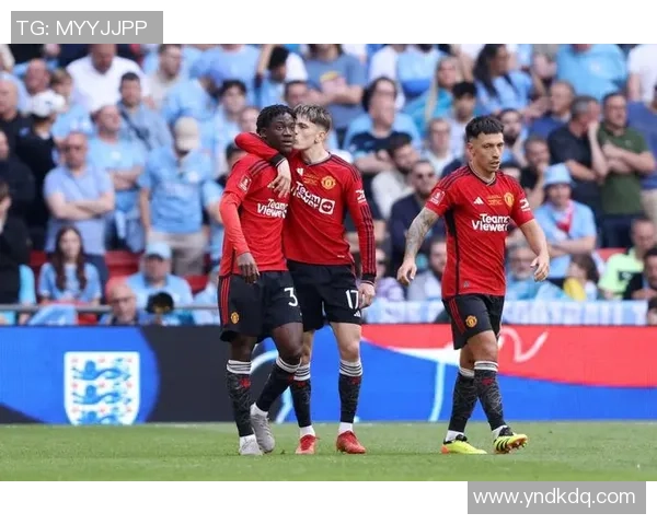 足总杯惊天逆转曼联6-2战胜尤文图斯战术解析引发全场热议