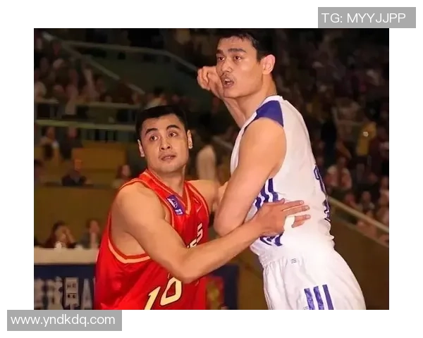 姚明MVP荣誉再现引发热议球迷热情高涨期待新赛季表现 姚明MVP荣誉再现引发热议球迷热情高涨期待新赛季表现