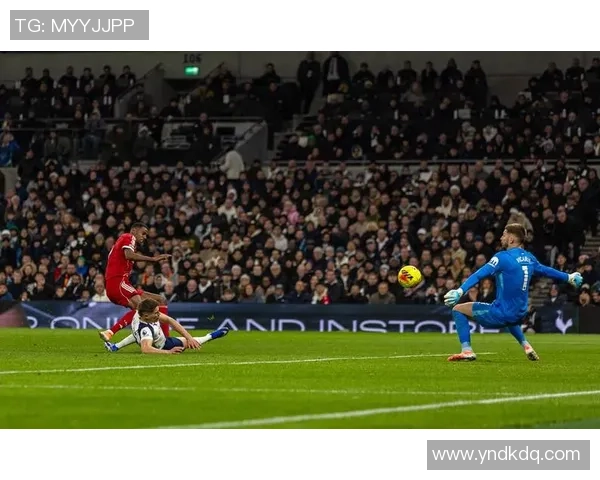 英超焦点战利物浦大胜热刺乌龙球成比赛转折点数据分析精彩纷呈