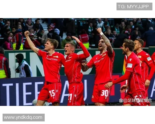 中超历史冷门那不勒斯狂胜拜仁4-0引发全场震撼