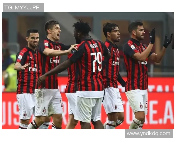 国王杯激战AC米兰狂胜那不勒斯引发争议判罚全场沸腾