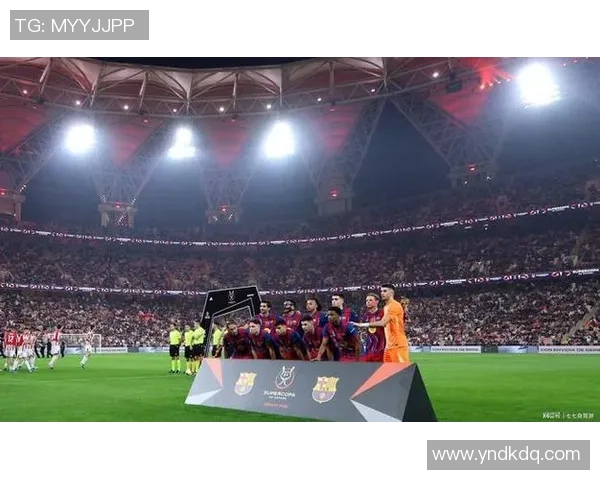 国王杯精彩对决拜仁完胜巴萨引发全场热议与反思