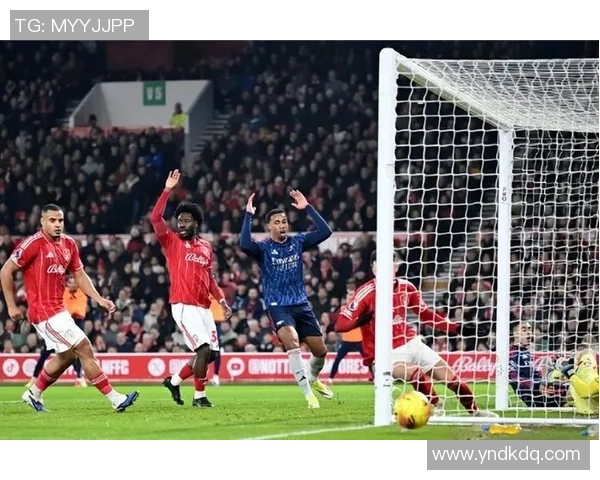 德甲赛场惊现冷门阿森纳大胜曼城引发转会热议