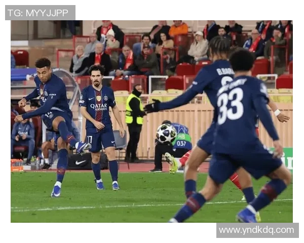 英超惊现冷门巴黎圣日耳曼小胜波尔图红牌争议引发全场热议